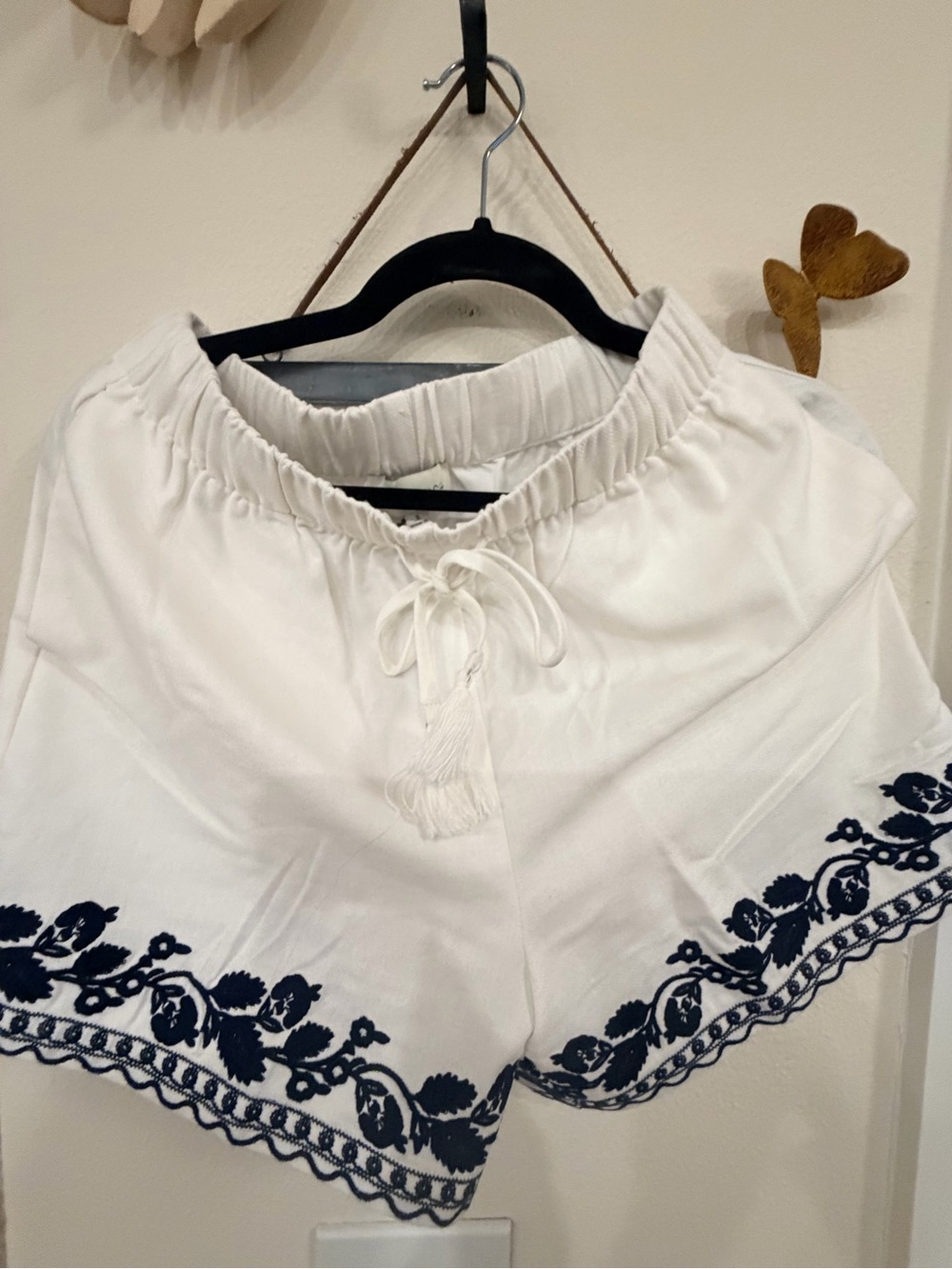 Pinch White Shorts with Navy Floral Embroidery